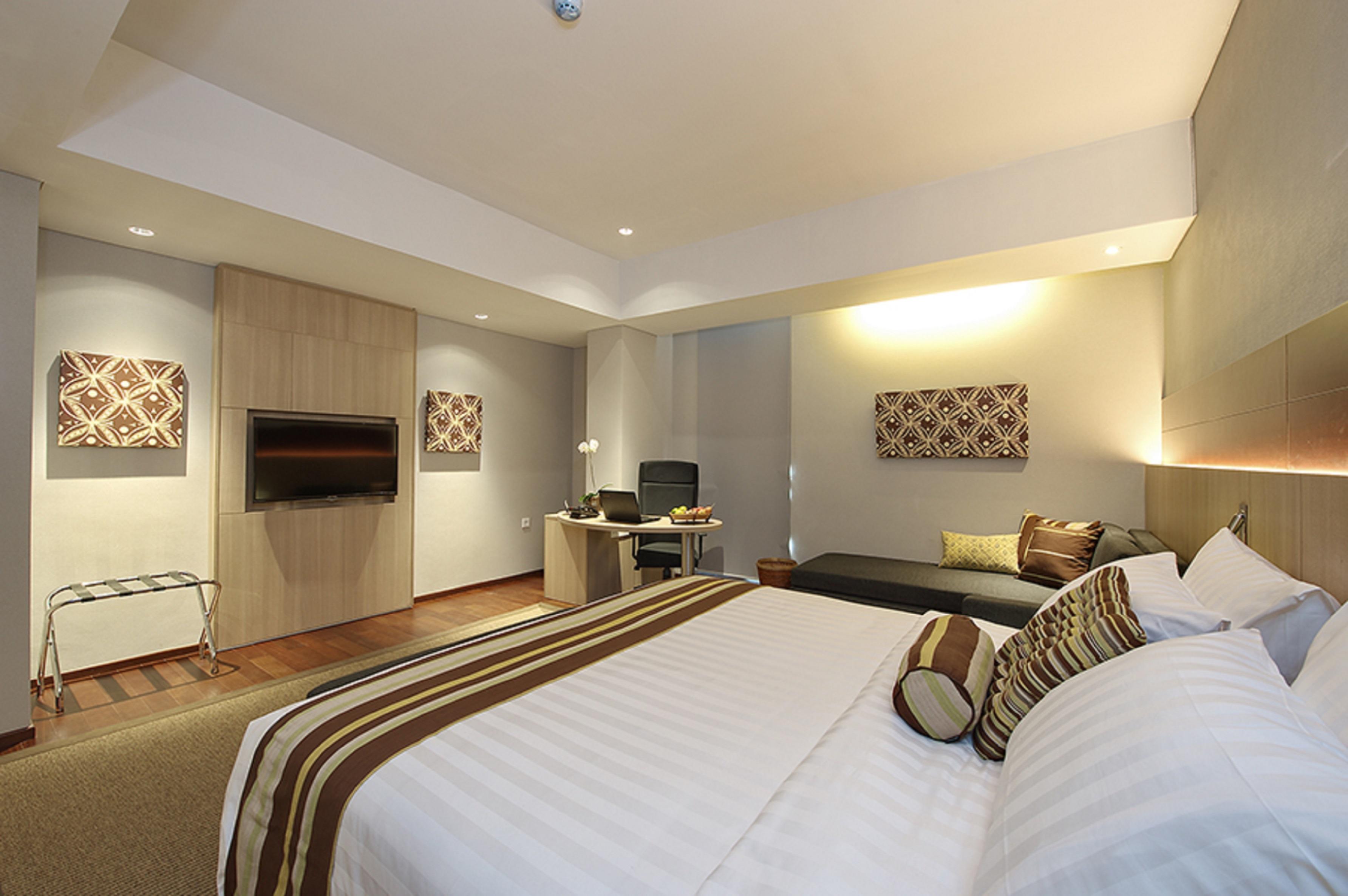 Hotel Ra Premiere Simatupang Cilandak  Esterno foto