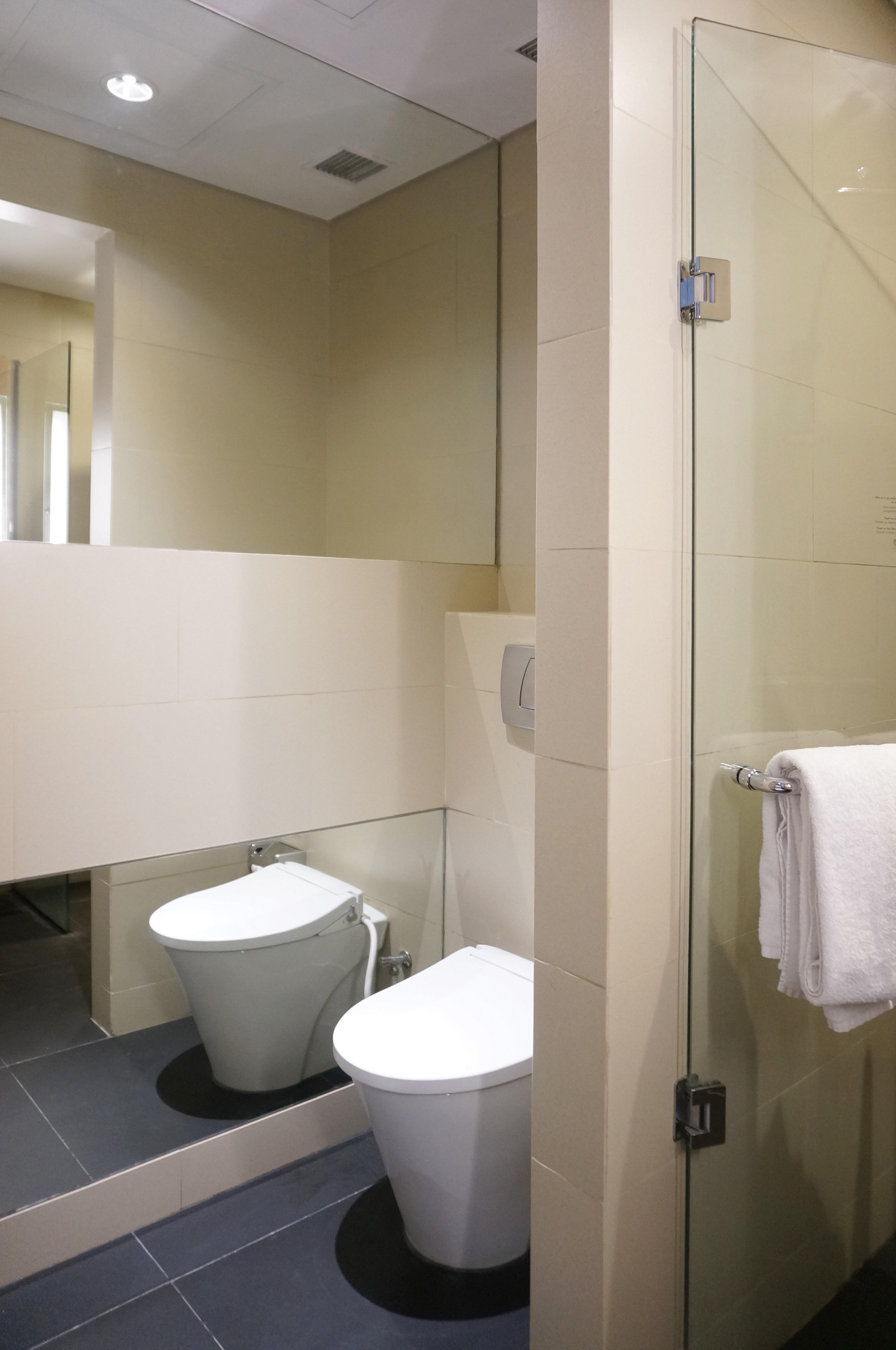 Hotel Ra Premiere Simatupang Cilandak  Esterno foto